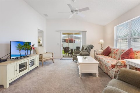 Casa en venta en The Villages, Florida, 3 dormitorios, 129.78 m2 № 1899906 - foto 10