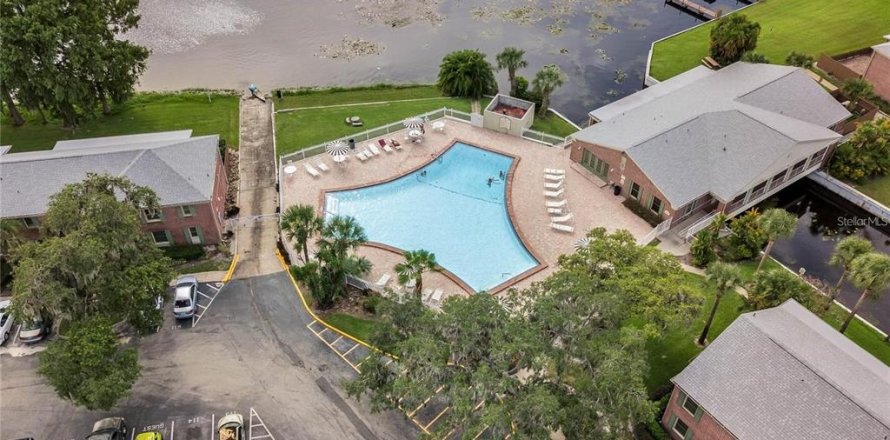 Touwnhouse à Casselberry, Floride 3 chambres, 124.86 m2 № 2095418