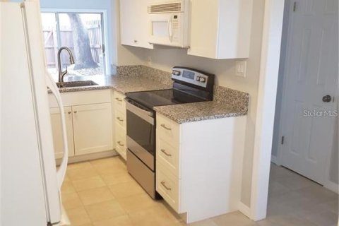 Touwnhouse à vendre à Casselberry, Floride: 3 chambres, 124.86 m2 № 2095418 - photo 9