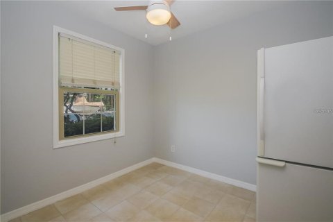 Touwnhouse à vendre à Casselberry, Floride: 3 chambres, 124.86 m2 № 2095418 - photo 11