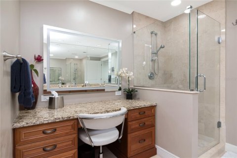 Condo in Tampa, Florida, 2 bedrooms № 2109745 - photo 23