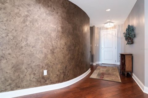 Condo in Tampa, Florida, 2 bedrooms № 2109745 - photo 5