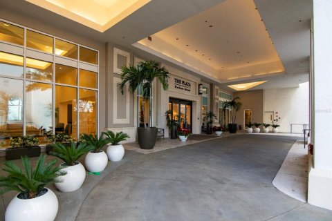 Condo in Tampa, Florida, 2 bedrooms № 2109745 - photo 3