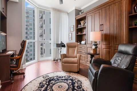 Condo in Tampa, Florida, 2 bedrooms № 2109745 - photo 24