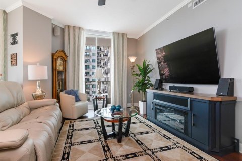 Condo in Tampa, Florida, 2 bedrooms № 2109745 - photo 10