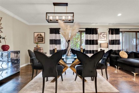 Condo in Winter Springs, Florida, 3 bedrooms  № 1912957 - photo 4