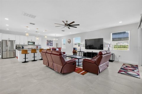 Villa ou maison à louer à Mount Dora, Floride: 5 chambres, 418.71 m2 № 2166535 - photo 11
