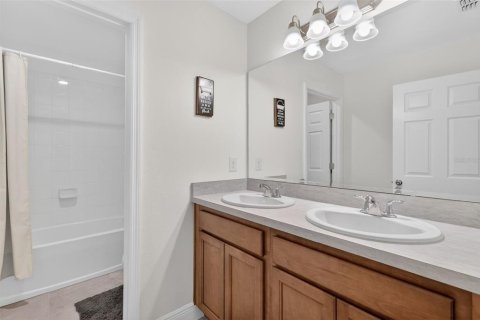Villa ou maison à louer à Mount Dora, Floride: 5 chambres, 418.71 m2 № 2166535 - photo 26