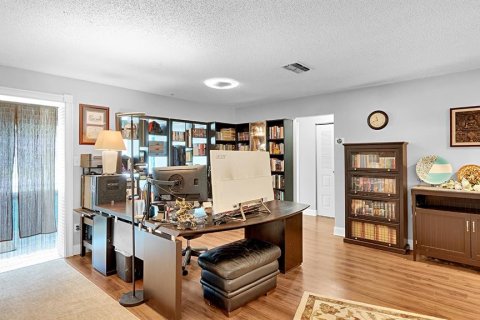 Villa ou maison à vendre à Orlando, Floride: 2 chambres, 191.47 m2 № 2350263 - photo 13