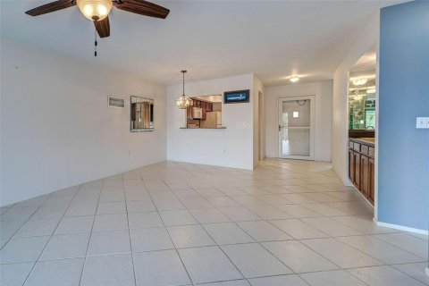 Condo in Venice, Florida, 2 bedrooms  № 1427879 - photo 20