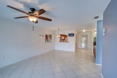 Condo in Venice, Florida, 2 bedrooms  № 1427879 - photo 15