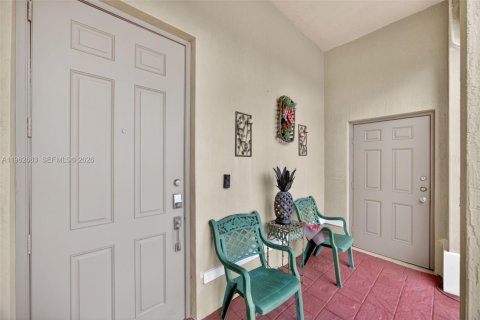 House in Homestead, Florida 4 bedrooms, 280.75 sq.m. № 2080954 - photo 4