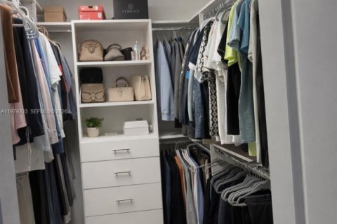 Villa ou maison à louer à Pompano Beach, Floride: 3 chambres, 199.28 m2 № 2046323 - photo 13