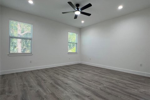Villa ou maison à vendre à Deltona, Floride: 4 chambres, 187.01 m2 № 1909600 - photo 30