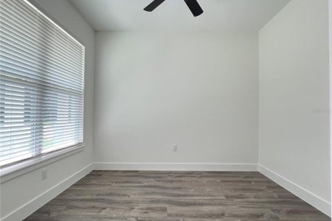 Villa ou maison à vendre à Deltona, Floride: 4 chambres, 187.01 m2 № 1909600 - photo 8