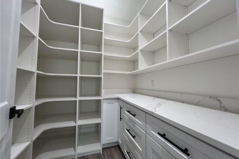 Villa ou maison à vendre à Deltona, Floride: 4 chambres, 187.01 m2 № 1909600 - photo 25