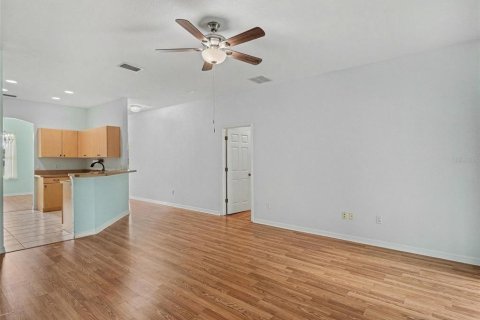 House in North Port, Florida 3 bedrooms, 140.84 sq.m. № 2322590 - photo 13