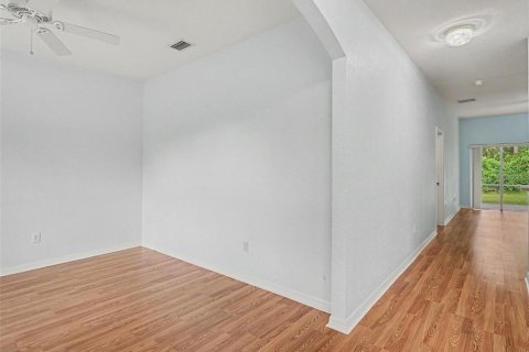 House in North Port, Florida 3 bedrooms, 140.84 sq.m. № 2322590 - photo 10