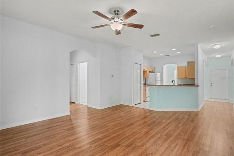 House in North Port, Florida 3 bedrooms, 140.84 sq.m. № 2322590 - photo 11