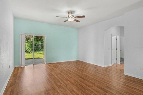 House in North Port, Florida 3 bedrooms, 140.84 sq.m. № 2322590 - photo 12