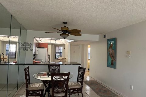 Condo in Punta Gorda, Florida, 2 bedrooms  № 1533357 - photo 18