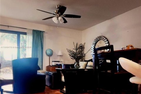 Touwnhouse à vendre à West Palm Beach, Floride: 2 chambres, 107.95 m2 № 2055166 - photo 11