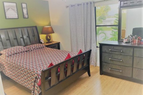 Touwnhouse à vendre à West Palm Beach, Floride: 2 chambres, 107.95 m2 № 2055166 - photo 16