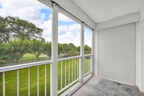 Condominio en venta en Hollywood, Florida, 1 dormitorio, 62.43 m2 № 1735640 - foto 23