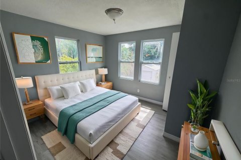 Immobilier commercial à vendre à Saint Petersburg, Floride: 3 chambres, 112.13 m2 № 2431026 - photo 6