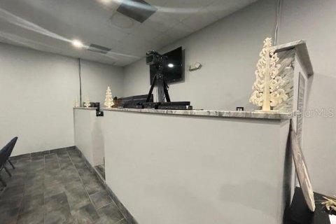 Купить коммерческую недвижимость в Окои, Флорида 924.56м2, № 1555589 - фото 4