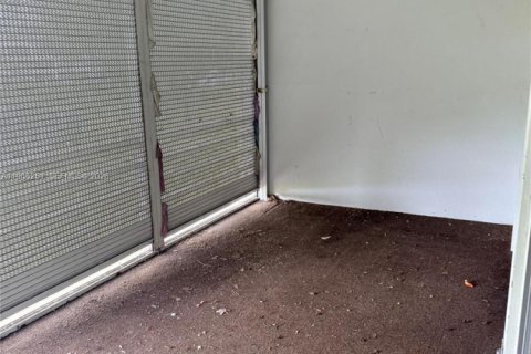 Condo in Deerfield Beach, Florida, 2 bedrooms  № 2028096 - photo 15