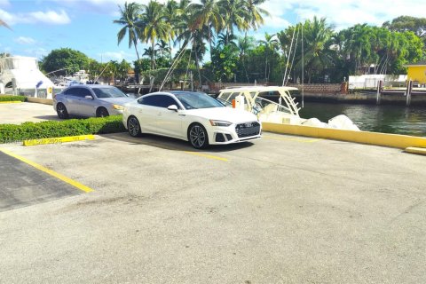 Condo in North Miami, Florida, 1 bedroom  № 1950552 - photo 15