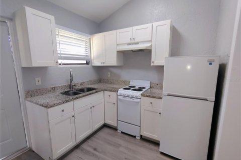Appartement à louer à Seminole, Floride: 3 pièces, 51.1 m2 № 2419095 - photo 4