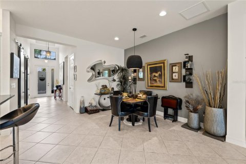 Villa ou maison à vendre à Fort Myers, Floride: 3 chambres, 230.77 m2 № 2299769 - photo 4