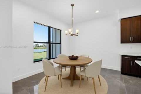 Снять в аренду виллу или дом в Бока-Ратон, Флорида 5 спален, 427.81м2, № 1964127 - фото 24