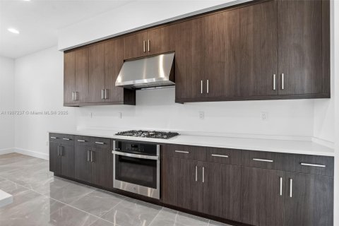 Снять в аренду виллу или дом в Бока-Ратон, Флорида 5 спален, 427.81м2, № 1964127 - фото 27