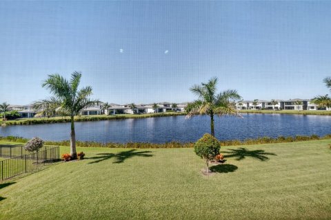 Снять в аренду виллу или дом в Бока-Ратон, Флорида 5 спален, 427.81м2, № 1964127 - фото 3