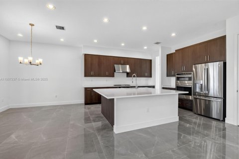 Снять в аренду виллу или дом в Бока-Ратон, Флорида 5 спален, 427.81м2, № 1964127 - фото 23