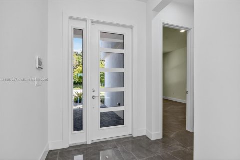 Снять в аренду виллу или дом в Бока-Ратон, Флорида 5 спален, 427.81м2, № 1964127 - фото 9