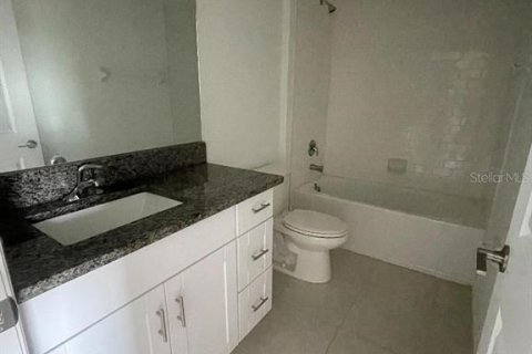 House in Wimauma, Florida 4 bedrooms, 178.84 sq.m. № 1855856 - photo 13