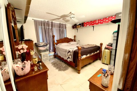 Casa en venta en Sunrise, Florida, 3 dormitorios, 142.79 m2 № 2084889 - foto 19