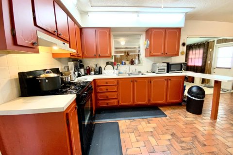 Casa en venta en Sunrise, Florida, 3 dormitorios, 142.79 m2 № 2084889 - foto 12