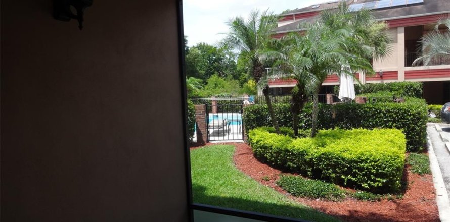 Condominio en Orlando, Florida, 2 dormitorios  № 2229785