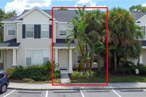 Touwnhouse à vendre à Tampa, Floride: 2 chambres, 105.35 m2 № 1899947 - photo 2