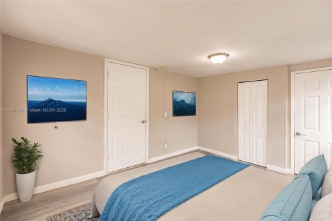 House in Hollywood, Florida 2 bedrooms, 78.78 sq.m. № 1871800 - photo 14