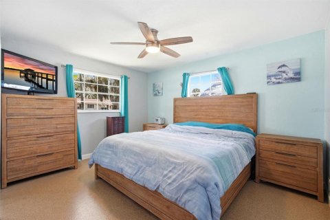 Villa ou maison à vendre à Edgewater, Floride: 5 chambres, 176.89 m2 № 2103292 - photo 11