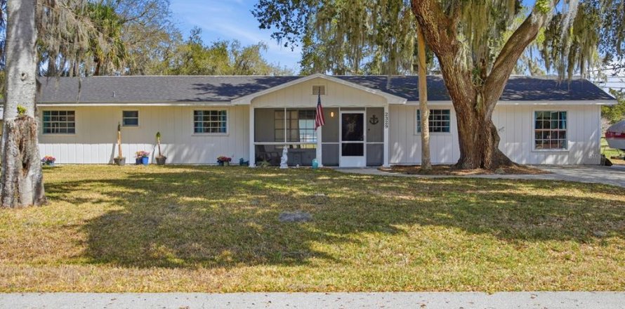 Villa ou maison à Edgewater, Floride 5 chambres, 176.89 m2 № 2103292