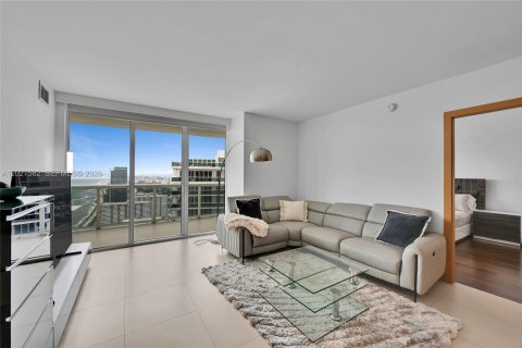 Copropriété à vendre à Hallandale Beach, Floride: 3 chambres, 155.61 m2 № 2145755 - photo 11