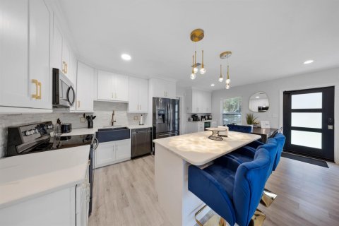Villa ou maison à louer à Fort Lauderdale, Floride: 3 chambres, 102.19 m2 № 2386879 - photo 7