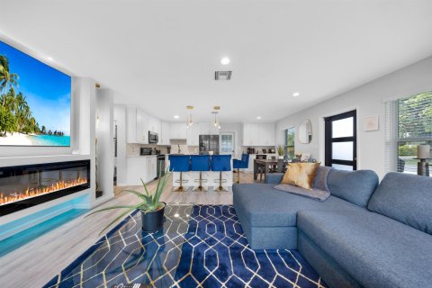 Villa ou maison à louer à Fort Lauderdale, Floride: 3 chambres, 102.19 m2 № 2386879 - photo 9